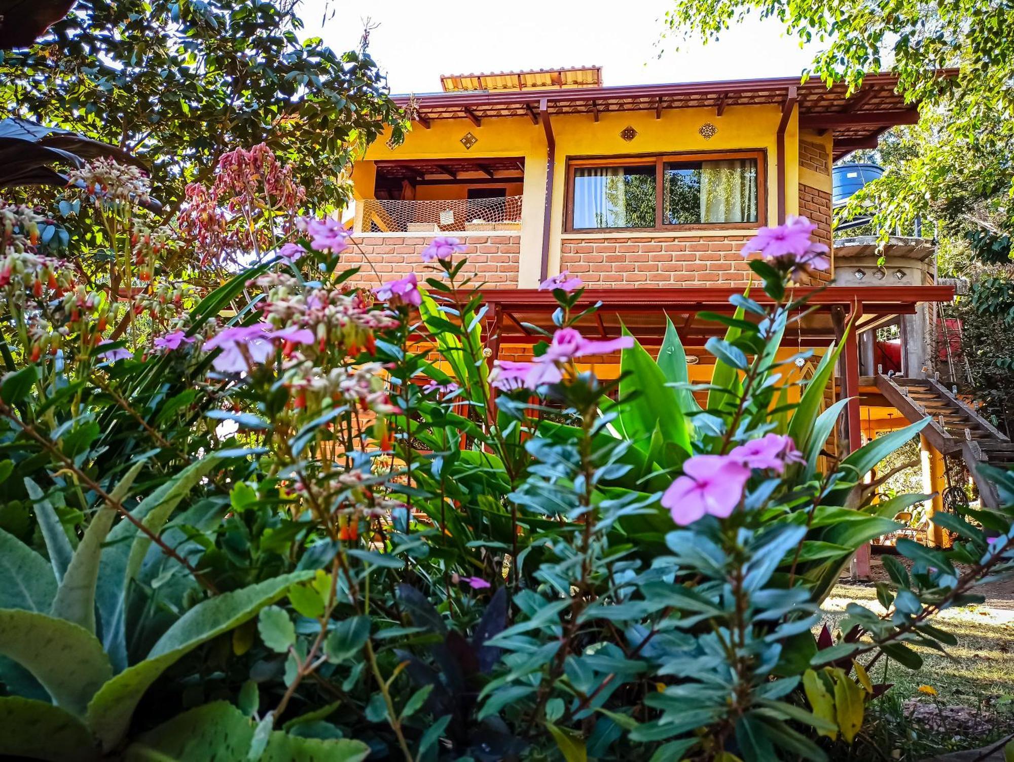 Chale Sossego E Casa Flora * Alto Paraiso de Goias